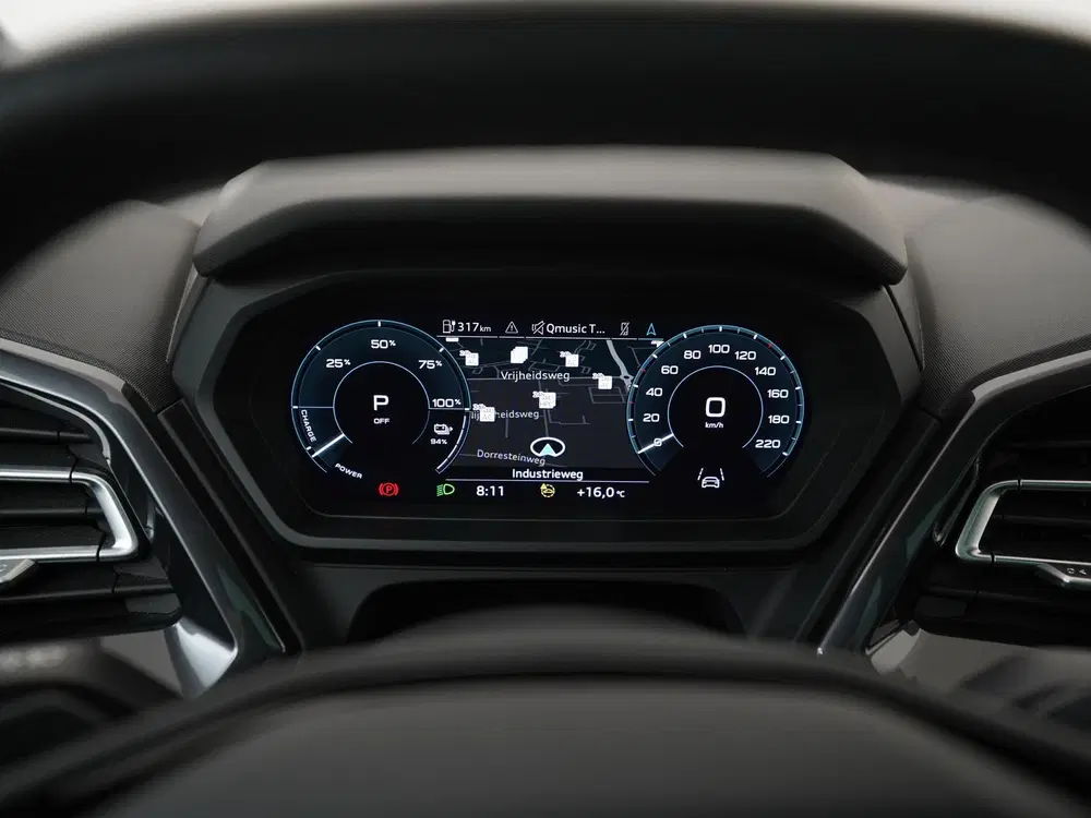 Audi Q4 e-tron 40 S-Line 77 kWh uit 2021, foto 9