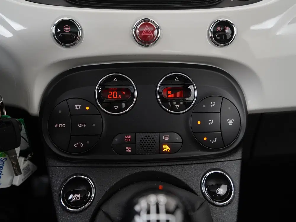 Fiat 500 1.0 Hybrid Dolcevita Two-Tone uit 2021, foto 11