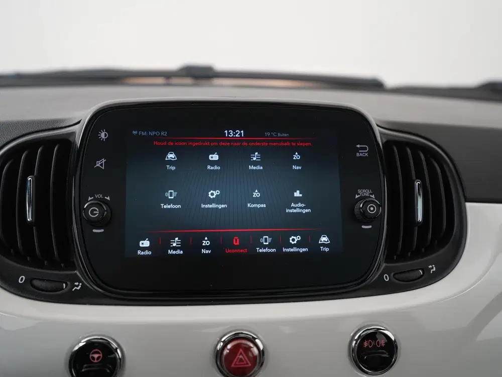 Fiat 500 1.0 Hybrid Dolcevita Two-Tone uit 2021, foto 15