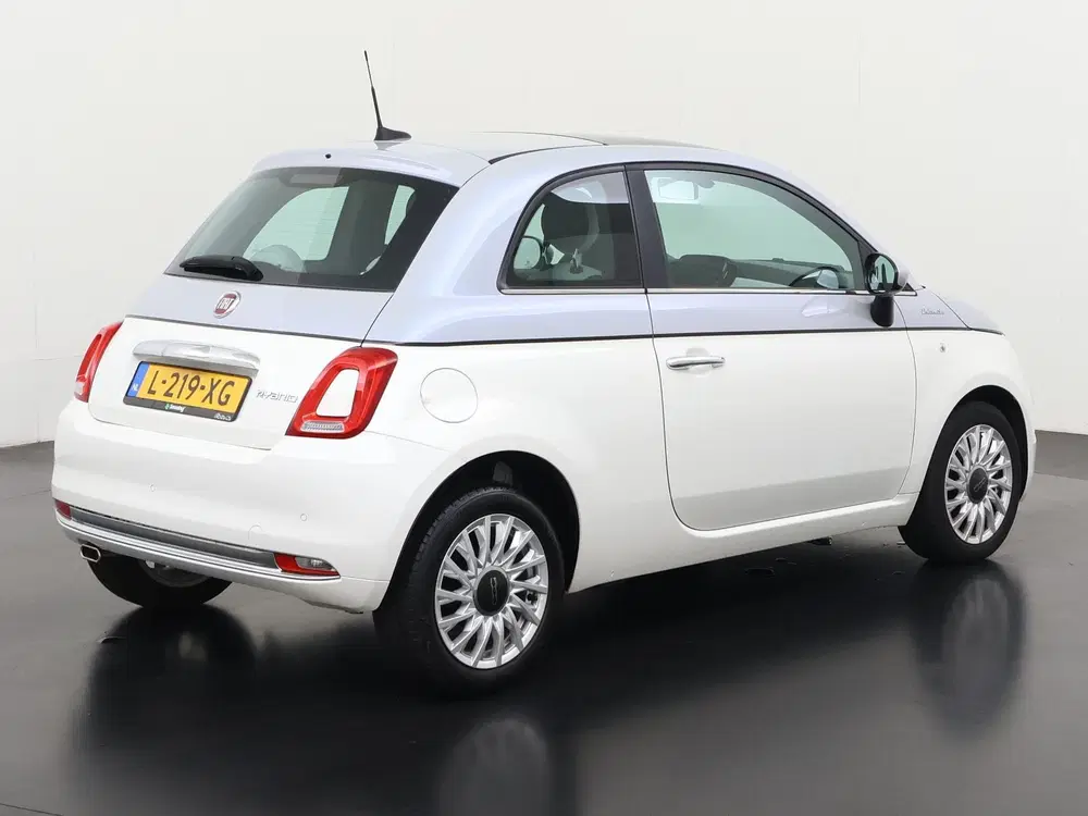 Fiat 500 1.0 Hybrid Dolcevita Two-Tone uit 2021, foto 4