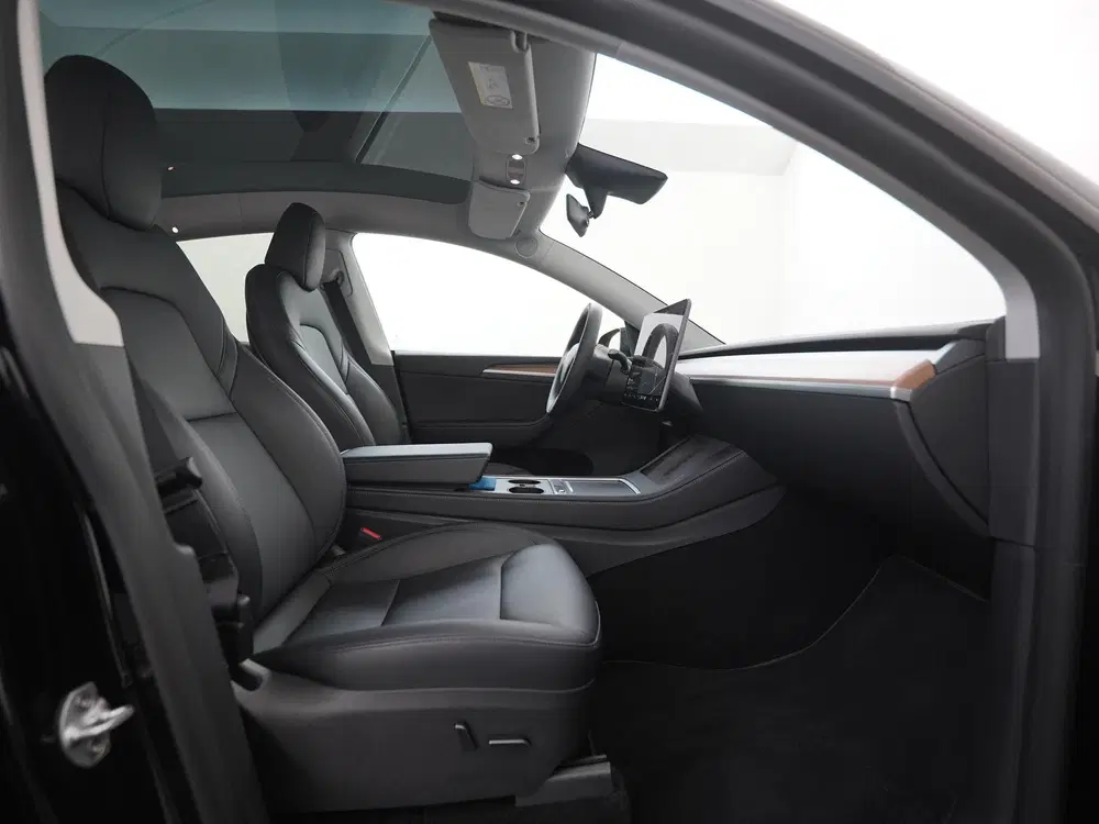 Tesla Model Y Long Range AWD 75 kWh uit 2023, foto 3