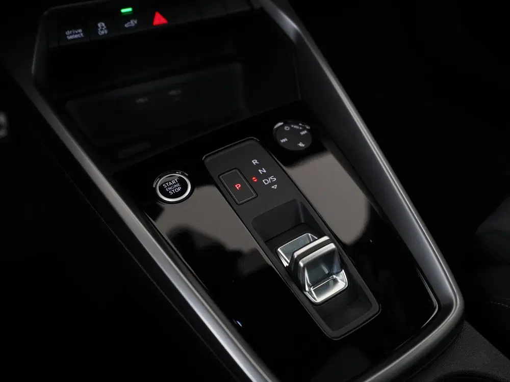 Audi A3 45 TFSI S Line uit 2023, foto 11