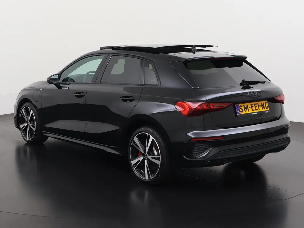 Audi A3 45 TFSI S Line uit 2023, foto 7