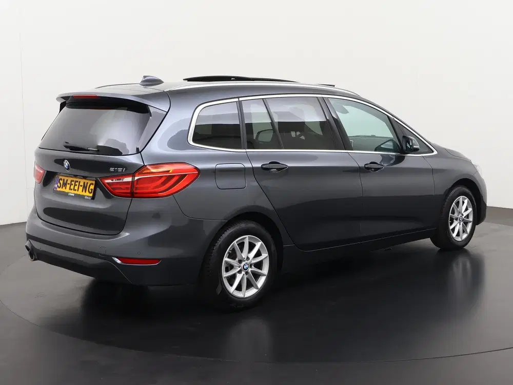 BMW 2-serie Active Tourer 218i Design Automaat uit 2022, foto 4