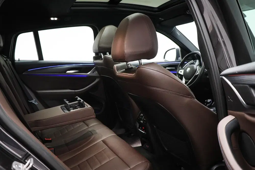 BMW X4 xDrive20i Business Edition Plus uit 2022, foto 14