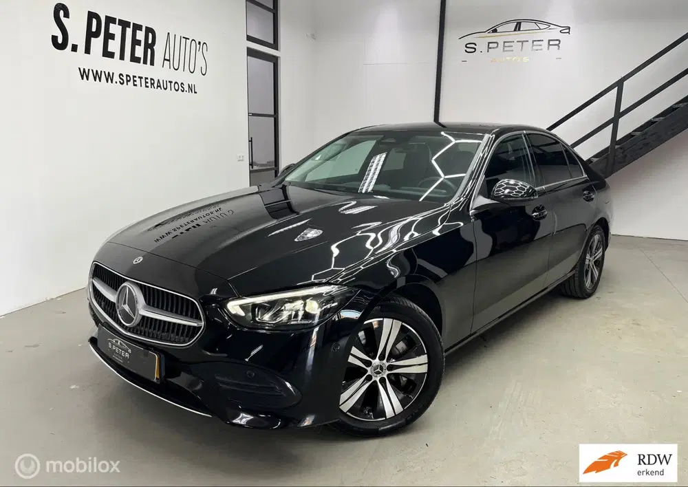 Mercedes-Benz C-Klasse Mercedes C-klasse 300 e Luxury Line uit 2023