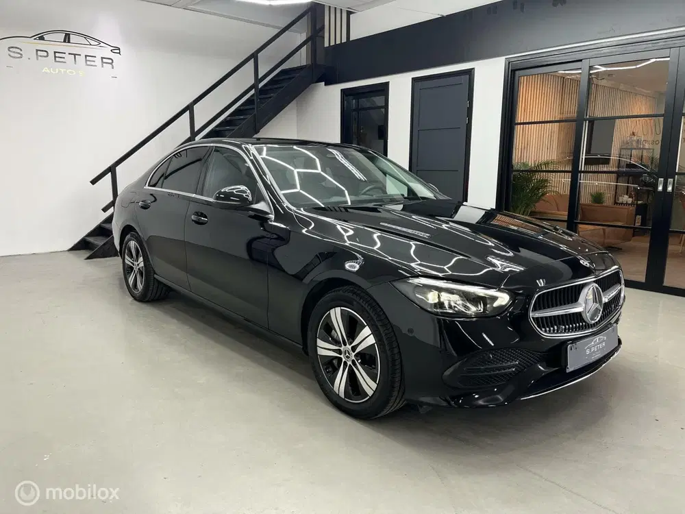 Mercedes-Benz C-Klasse Mercedes C-klasse 300 e Luxury Line uit 2023, foto 5