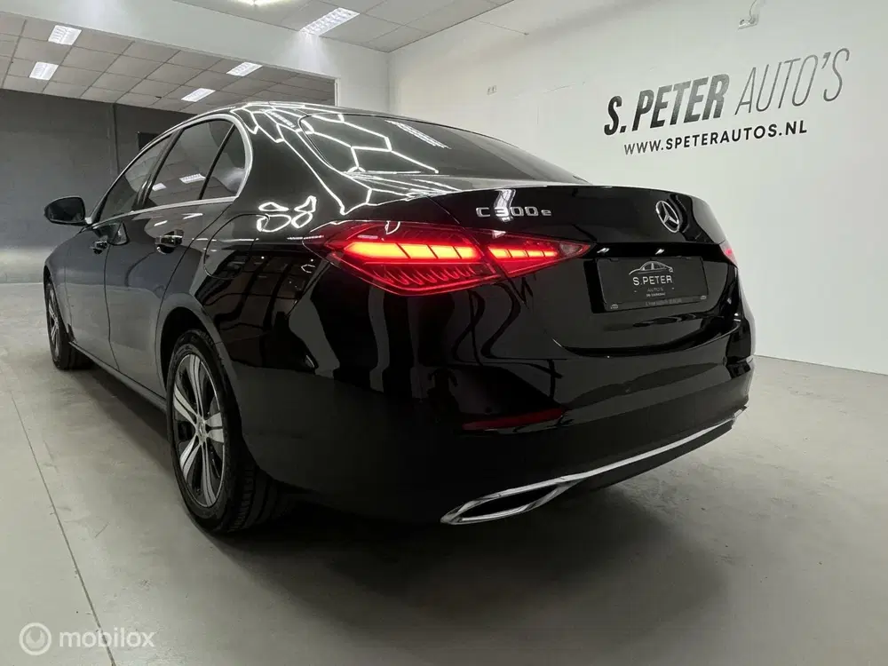 Mercedes-Benz C-Klasse Mercedes C-klasse 300 e Luxury Line uit 2023, foto 6
