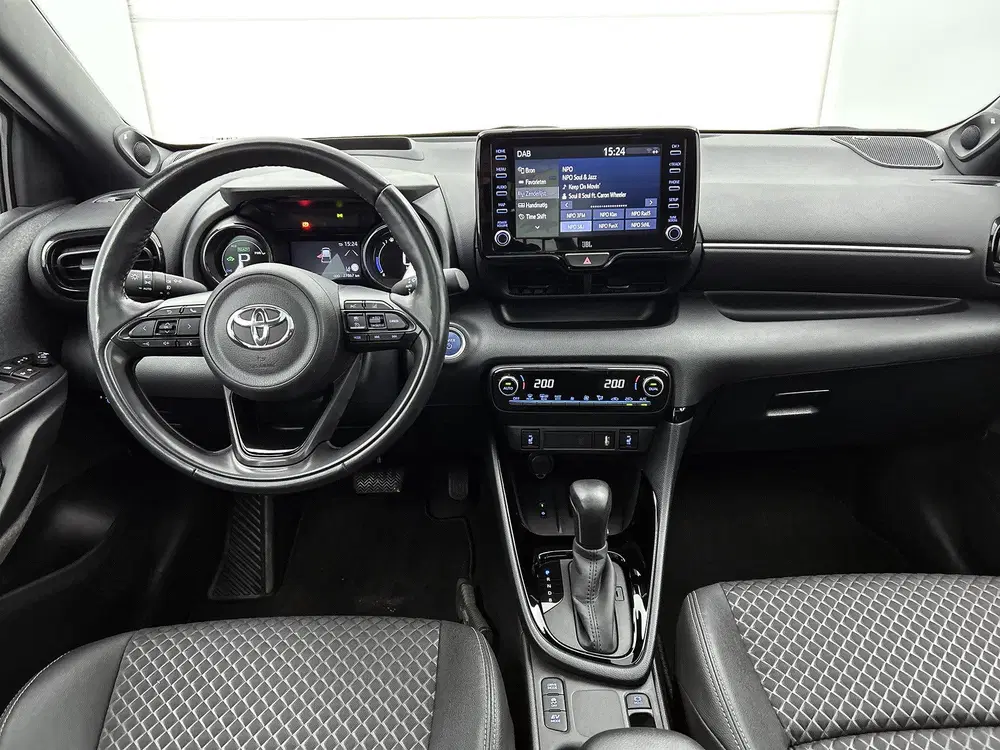 Toyota Yaris 1.5 Hybrid Executive Premium Pack uit 2022, foto 4