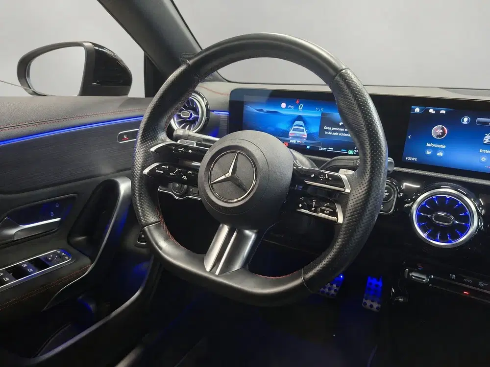 Mercedes-Benz CLA 180 Edition AMG Line uit 2024, foto 11