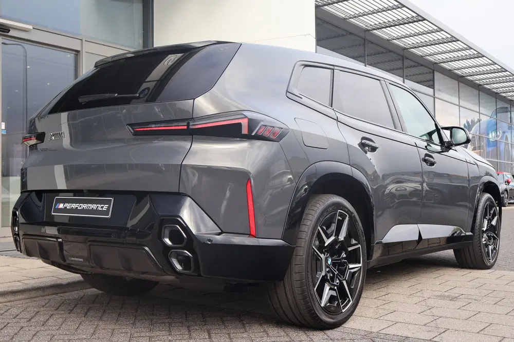 BMW XM PHEV 50e Automaat uit 2026, foto 11