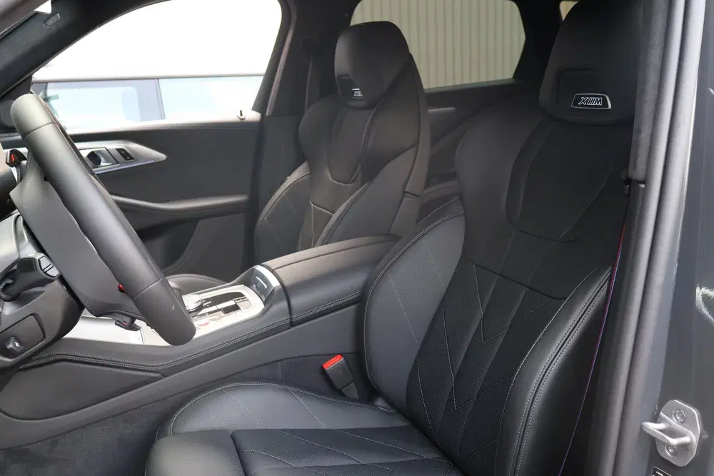 BMW XM PHEV 50e Automaat uit 2026, foto 14