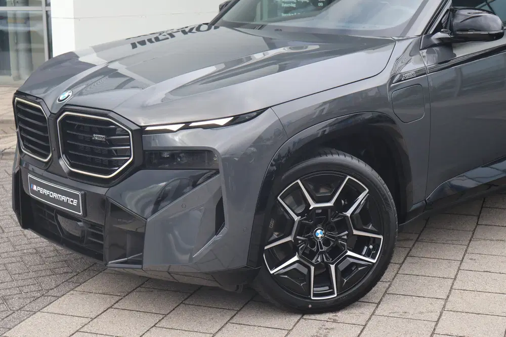 BMW XM PHEV 50e Automaat uit 2026, foto 3