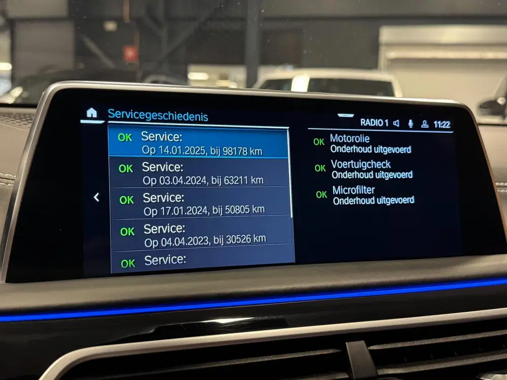 BMW 7-serie 745Le xDrive High Exe Individual Panodak B uit 2021, foto 7