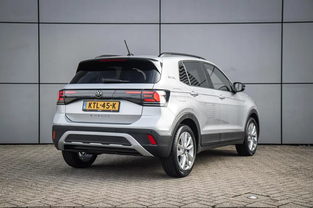 Volkswagen T-Cross 1.0 TSI 115pk DSG Life Edition uit 2025, foto 2