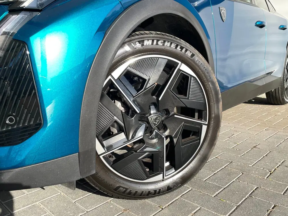 Peugeot 408 1.2 PureTech GT 130 EAT8 uit 2023, foto 7