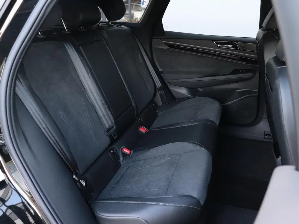 Volkswagen ID.7 Limited Edition Plus 77 kWh accu 210 kW uit 2026, foto 10