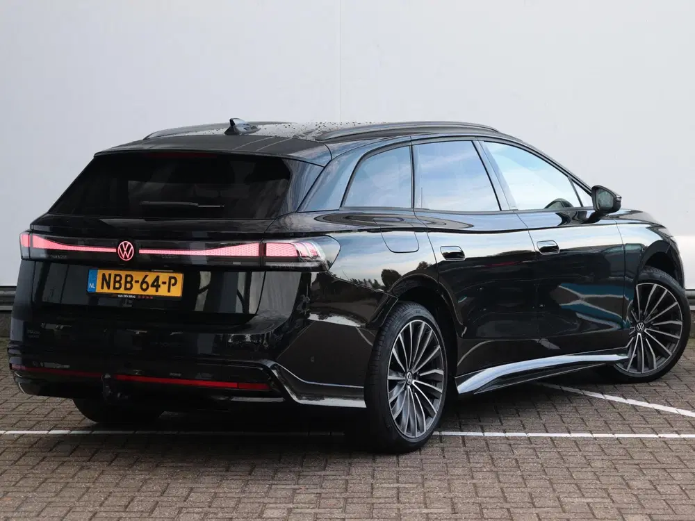 Volkswagen ID.7 Limited Edition Plus 77 kWh accu 210 kW uit 2026, foto 4