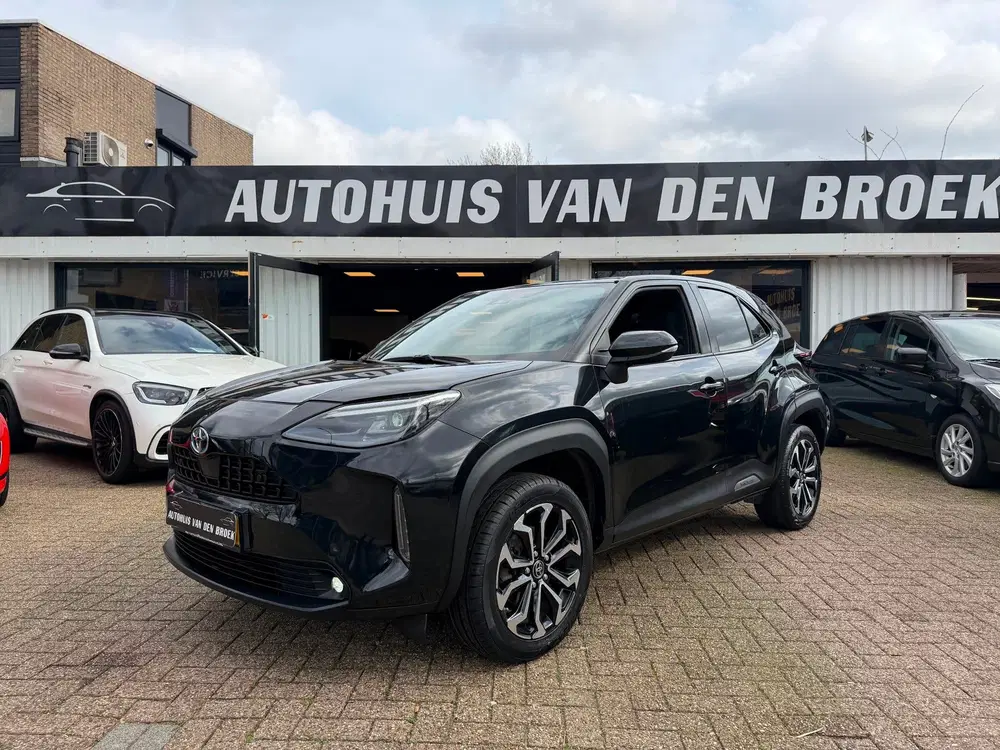 Toyota Yaris Cross 1.5 Hybrid First Edition uit 2022, foto 4