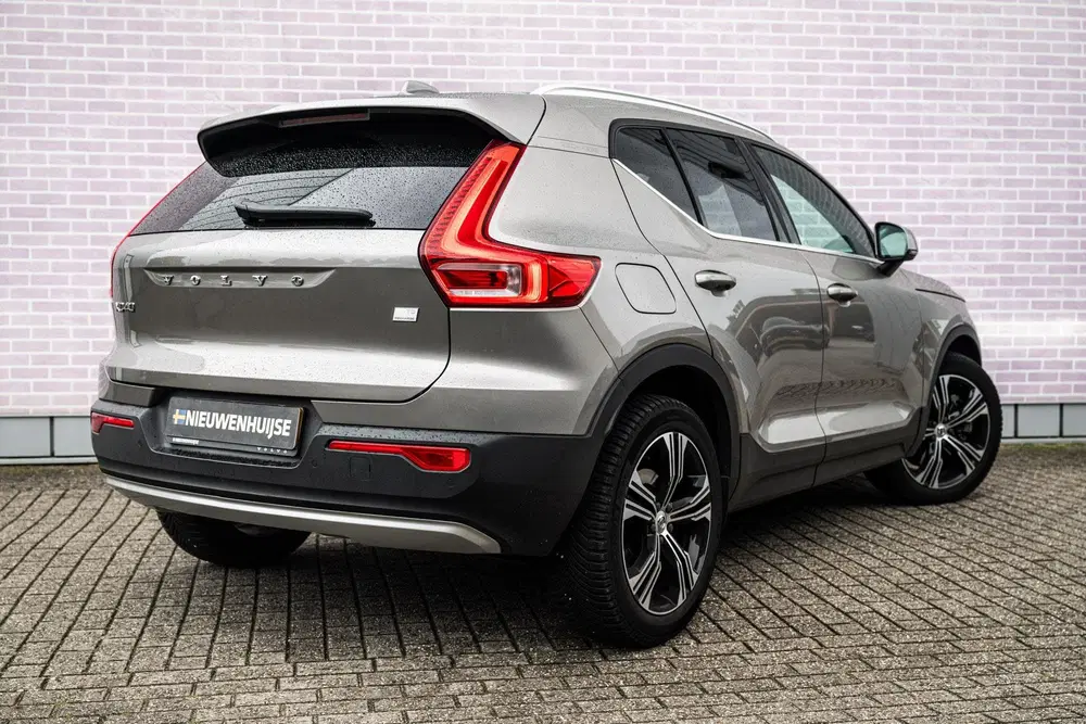 Volvo XC40 1.5 T5 Recharge Inscription uit 2020, foto 2