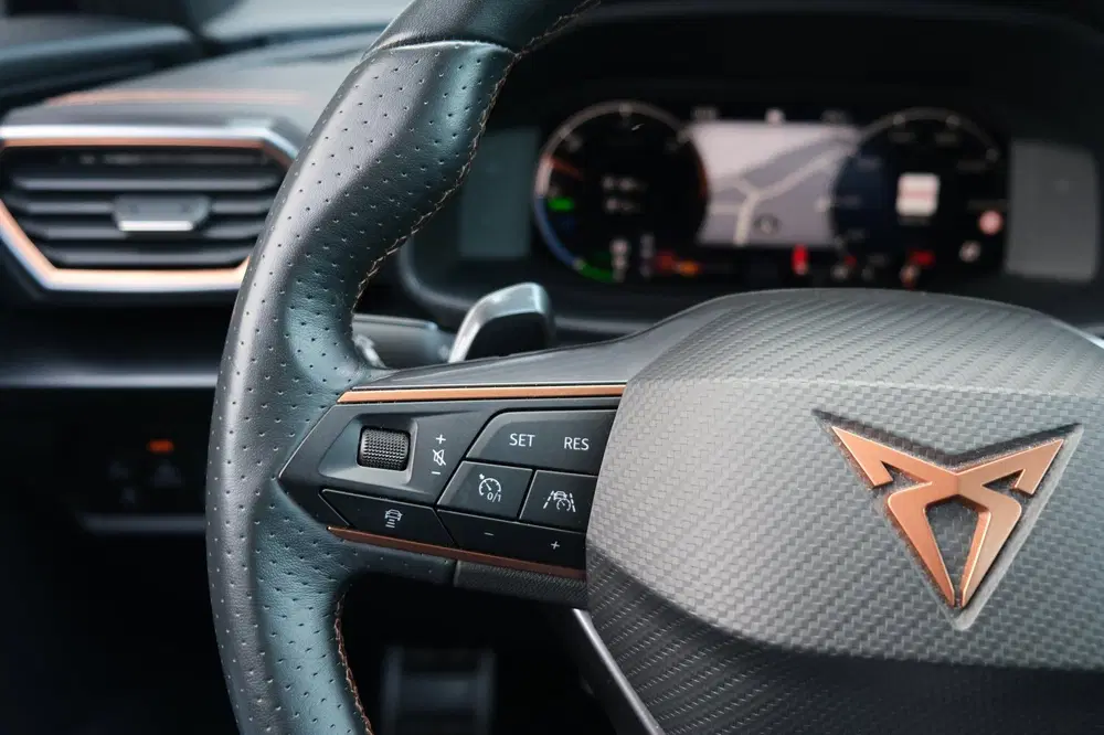 Cupra Formentor 1.4 e-Hybrid VZ 245PK Navi Camera Carplay uit 2021, foto 14