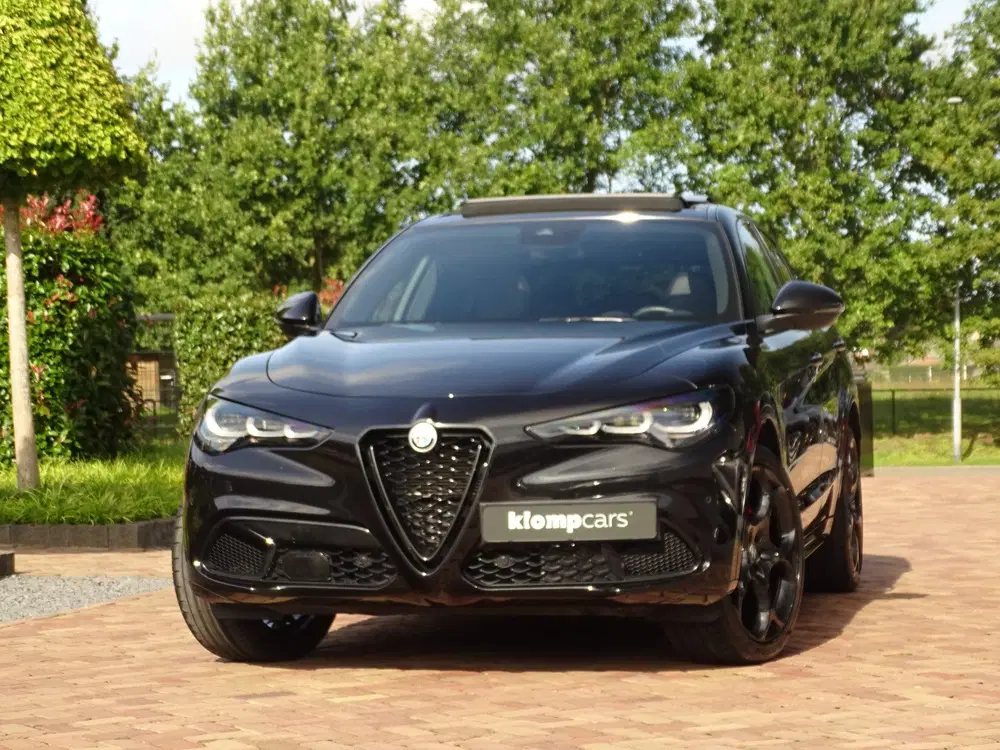 Alfa Romeo Stelvio 2.0 T GME AWD Veloce uit 2024, foto 11