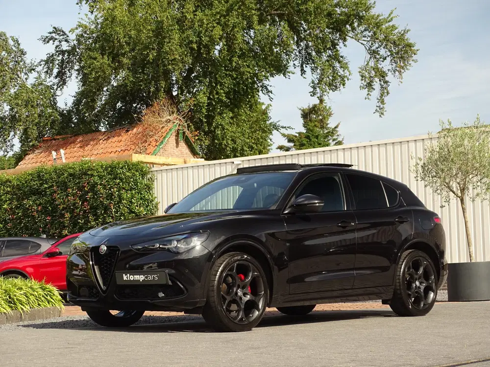 Alfa Romeo Stelvio 2.0 T GME AWD Veloce uit 2024, foto 12