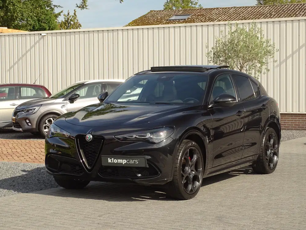 Alfa Romeo Stelvio 2.0 T GME AWD Veloce uit 2024, foto 13