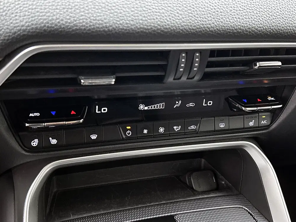 Mazda CX-60 2.5 e-SkyActiv PHEV Exclusive-Line uit 2023, foto 10