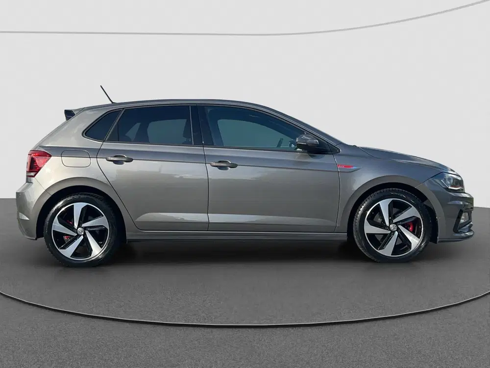 Volkswagen Polo 2.0 TSI GTI uit 2020, foto 2