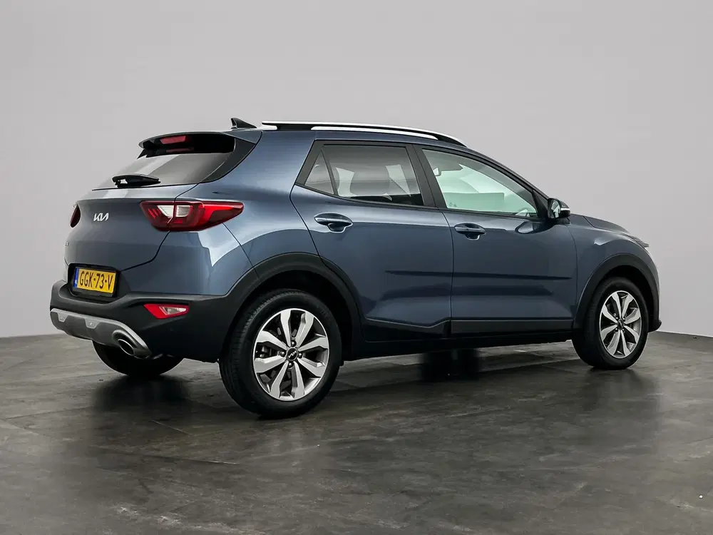 Kia Stonic 1.0 T-GDi MHEV DynamicPlusLine Interesse i uit 2024, foto 2