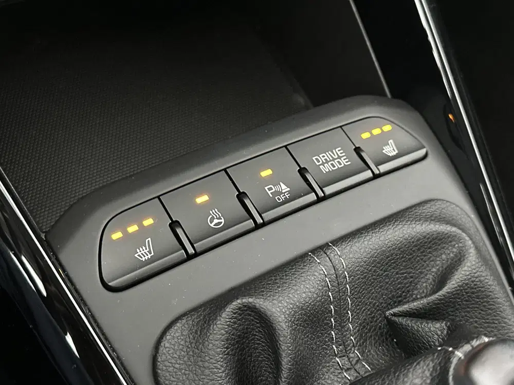 Kia Stonic 1.0 T-GDi MHEV DynamicPlusLine Interesse i uit 2024, foto 9