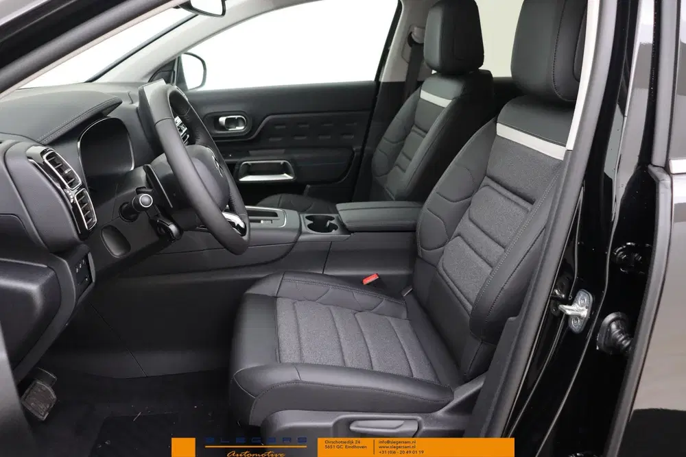 Citroën C5 Aircross Citroen C5 Aircross 1.6 Plug-in Hybrid 225 uit 2025, foto 11