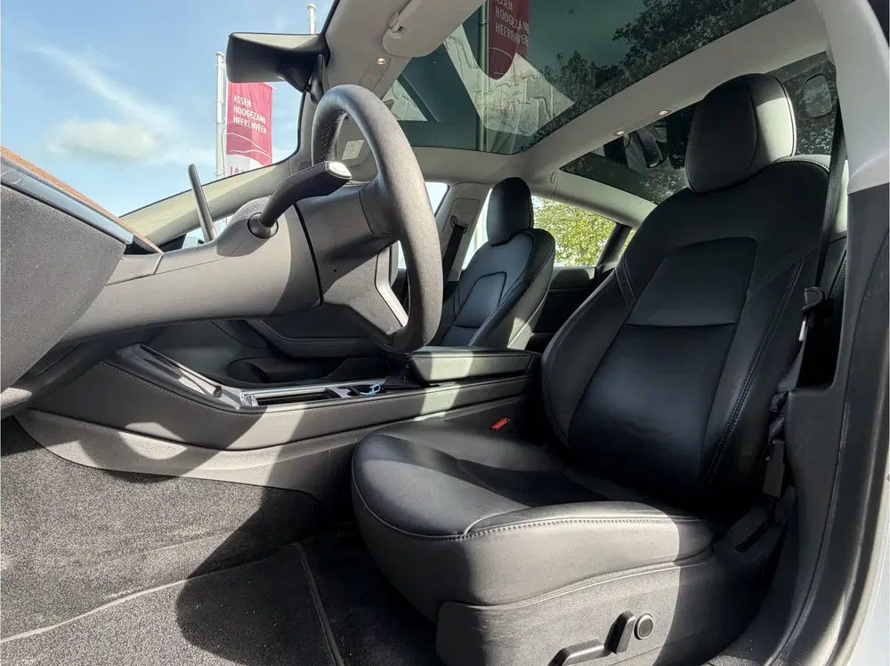 Tesla Model 3 BWJ 2022 uit 2022, foto 4