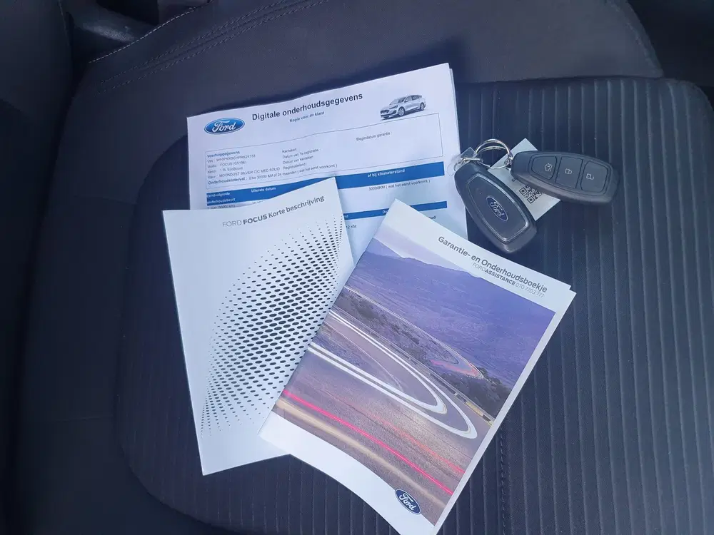 Ford Focus 1.0 EcoBoost Hybrid Titanium NAVI uit 2024, foto 13