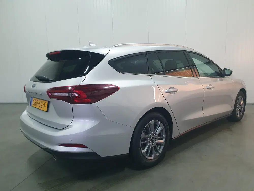 Ford Focus 1.0 EcoBoost Hybrid Titanium NAVI uit 2024, foto 2