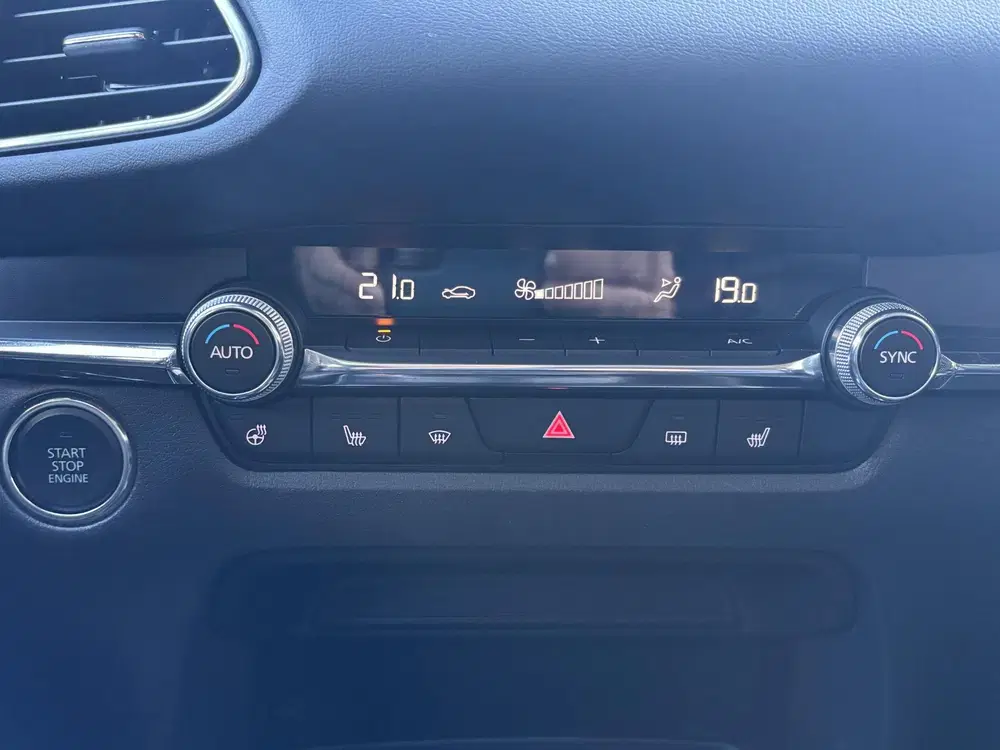 Mazda CX-30 2.0 e-SkyActiv-X M Hybrid Luxury 1e Eig NL uit 2023, foto 15
