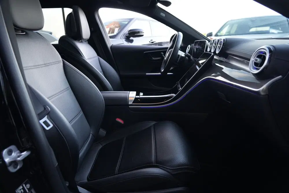 Mercedes-Benz C-Klasse 200 AMG Line uit 2025, foto 10