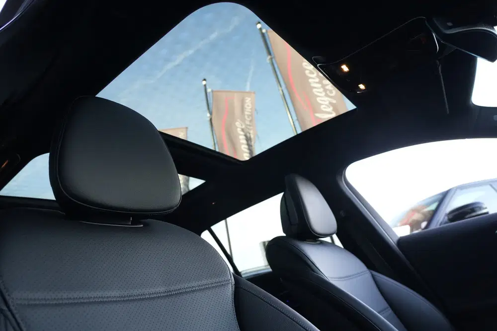 Mercedes-Benz C-Klasse 200 AMG Line uit 2025, foto 11