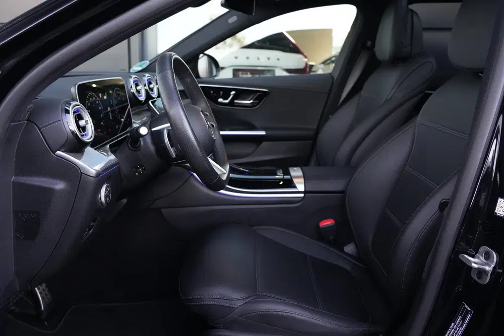 Mercedes-Benz C-Klasse 200 AMG Line uit 2025, foto 9