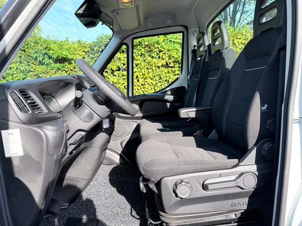 Iveco Daily Automaat BE TREKKER 9.6T uit 2023, foto 3