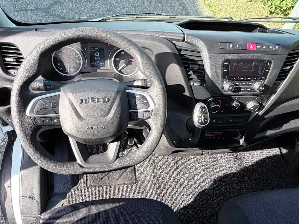 Iveco Daily Automaat BE TREKKER 9.6T uit 2023, foto 4