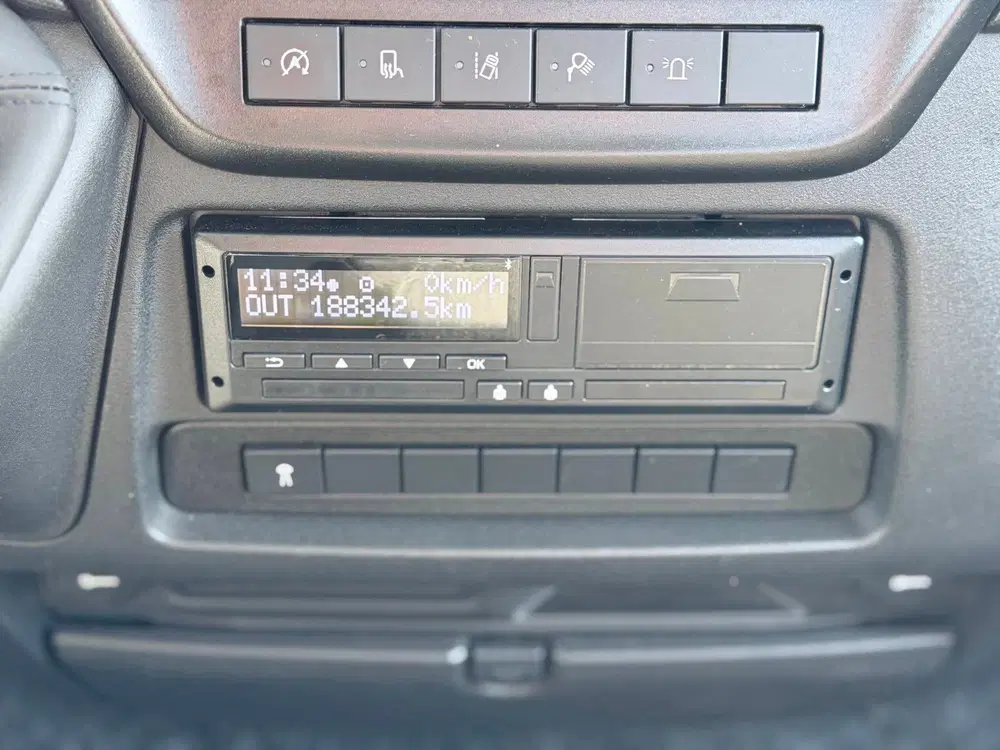 Iveco Daily Automaat BE TREKKER 9.6T uit 2023, foto 9