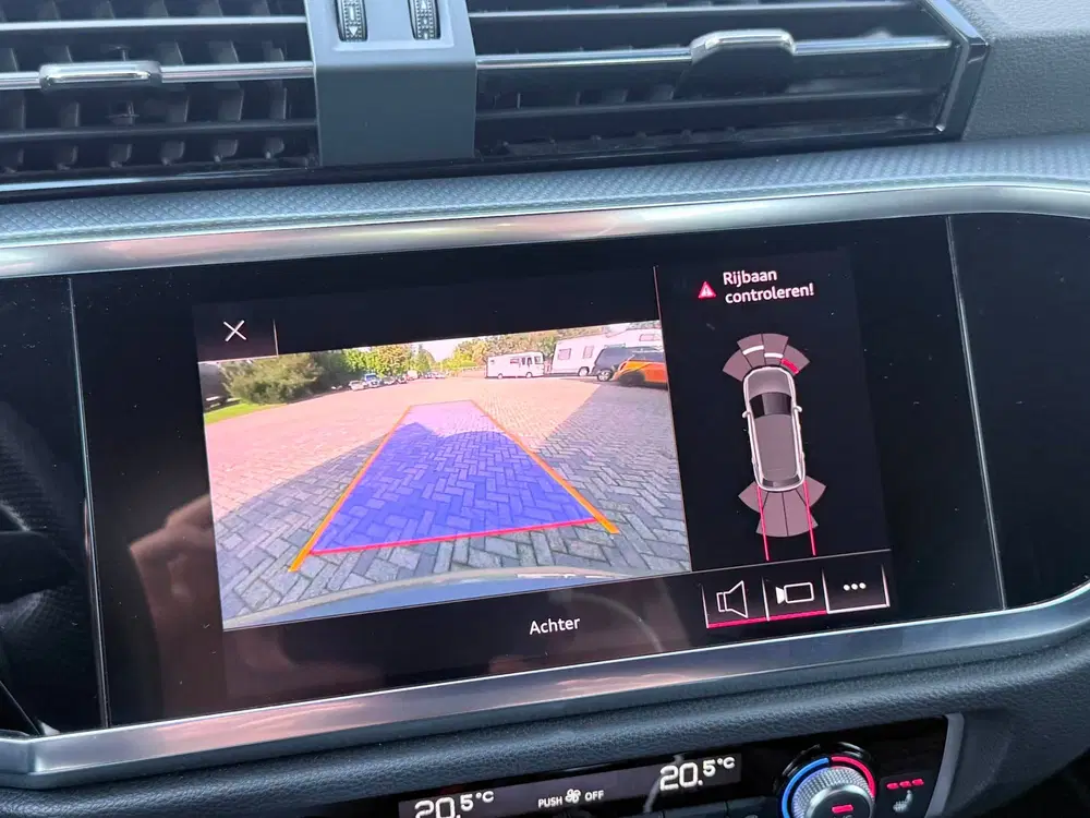 Audi Q3 45 TFSI quattro S Line uit 2019, foto 13
