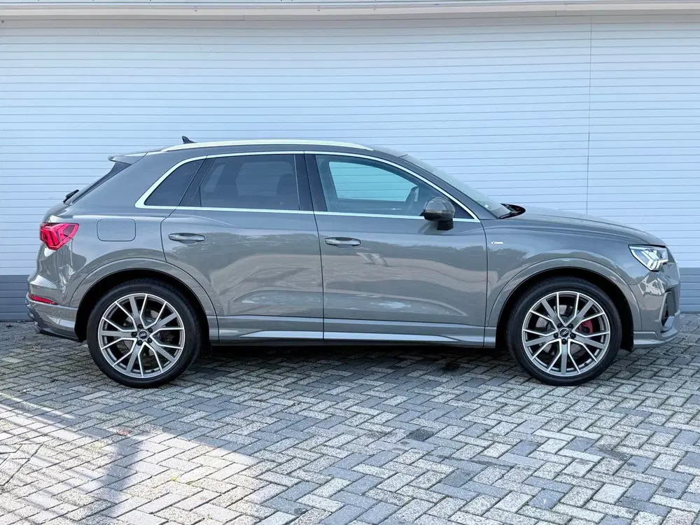 Audi Q3 45 TFSI quattro S Line uit 2019, foto 5
