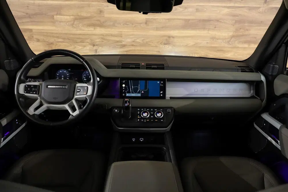 Land Rover Defender Defender P400e 110 XS uit 2023, foto 3