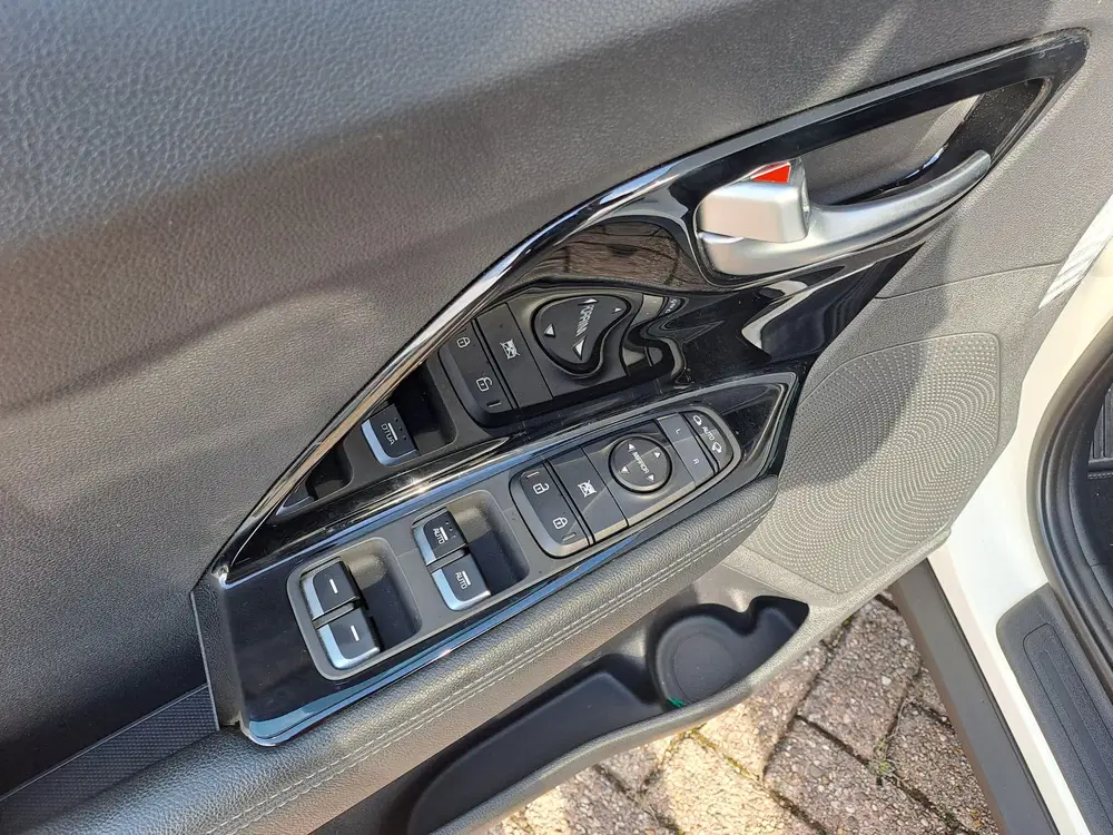 Kia Niro 1.6 GDi Hybrid DynamicLine uit 2021, foto 15