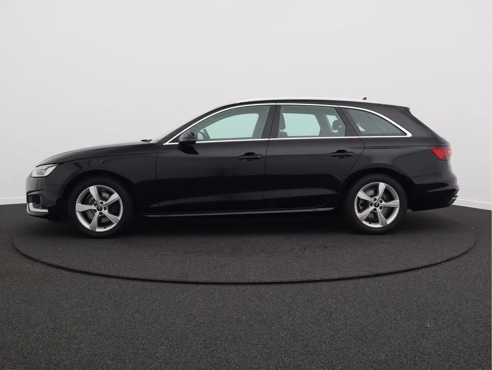 Audi A4 35 TFSI Advanced Edition uit 2022, foto 10