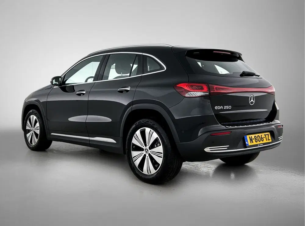 Mercedes-Benz EQA 250 Business Solution Luxury 67 kWh uit 2022, foto 14