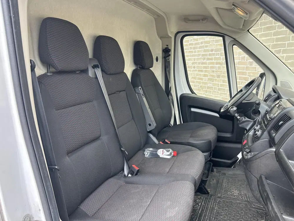 Opel Movano 2.2D 120 L3H2 Edition uit 2022, foto 3